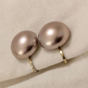 VINTAGE Pink Pearl Earrings Dome 1950 Retro Lusterous Gorgeous Retro Button